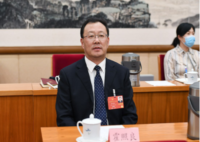 霍照良代表：坚决守好这方碧绿、这片蔚蓝、这份纯净