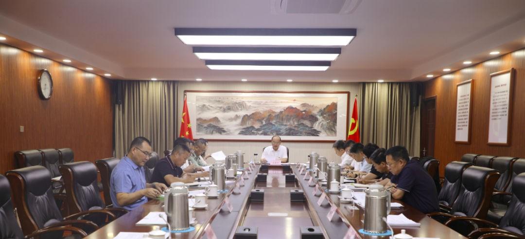 中共苏尼特左旗第十三届委员会召开第七十次常委会